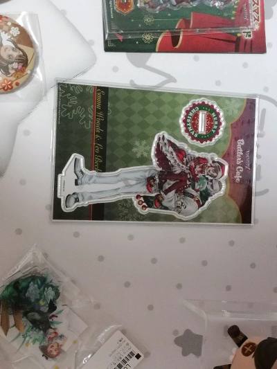 第一次用挖煤姬，体验非常好?。国际物流很快，加购的包装也很严实，让我感到非常安心。最让我惊讶的是每个商品都保存的很好，我还会继续使用这个软件购买商品的