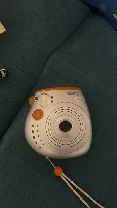 第一次海淘 拍了一个拍立得和一个ccd 非常便宜 而且都能用 包装很仔细 发货到收到才用了四五天 物流非常给力 期待下次购物