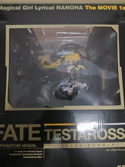 这玩意切煤巨便宜，两千多日元能买基本全新的，当年也是a社的海景房啊，无论是面雕，姿势 各种武器确实对得起当年的这个水准