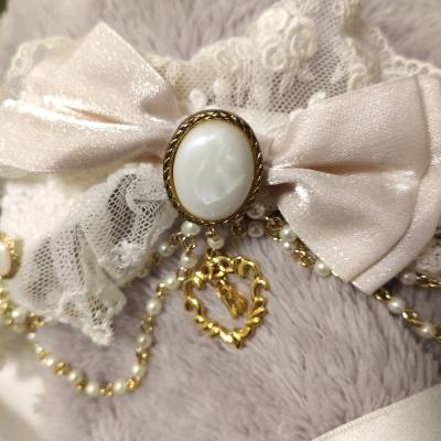 一如既往逃不过被税的命运 包装很完美 收到特别美丽 很满意 已经推荐给身边的朋友了 大家一起来买买买 想多多捡漏 收货更多好物