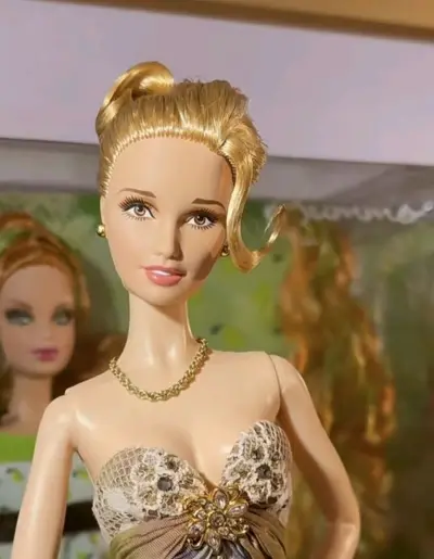 一拿到就立刻换了新衣服，真的是太喜欢了，非常愉快的一次购物，买回来也没有坏，物流和打包都非常给力，好评，会一直继续在挖煤姬寻宝滴