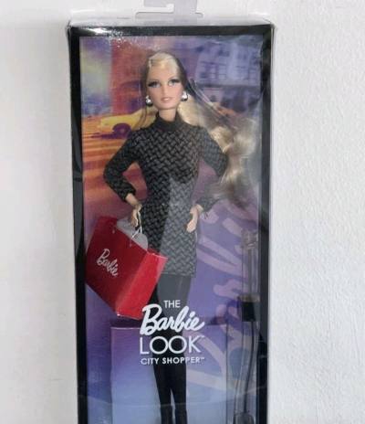 买到了非常稀有的娃娃