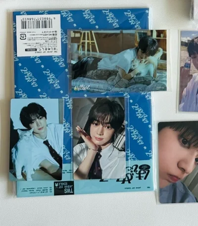 依旧是切了小卡和专辑（好像我也只切这两种^ ^），但最最最重要的是！这次的卡我特别喜欢！超级貌美，现在已经切完接近两个月了，正常价变成了大好价，不愧是我