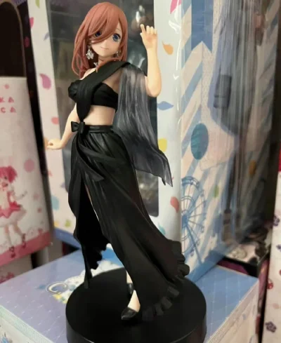 有完没完，天使下凡不提早说一声咩？快递小哥不错，挖煤姬服务也很周到，产品真的很赞。会再次回购，竹蜻蜓物流不错的哈哈