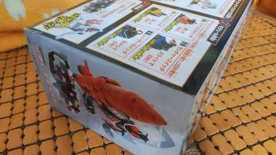好价购入全新未拆封 super best 假面骑士fourze变身腰带dx驱动器 天文宇宙开关 与国内再版的包装不同