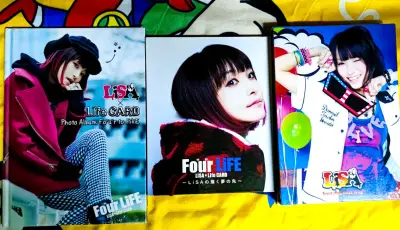 这次在挖煤姬的终于淘到好价fourlife，太爽了，写真还是全新未拆封。这次还买了bestdaybestway的完限，织真的是美神降临，什么时候都那么好看

专辑外面裹了厚的气泡膜，严严实实的。能感觉到挖煤姬在打包时真的很用心，物流也不错，认准挖煤姬。