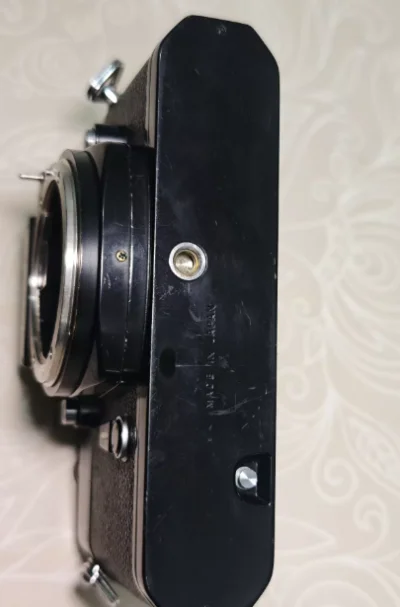 此次购买的马特el机身，黑色涂装，到手很是敦实，黑色的漆面也比较精致，出了稍微有点磨损，其他的功能都是正常的，很不错的一次购物体验。