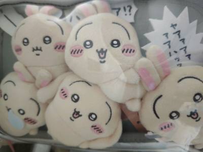 挖煤姬很好，能参与拍卖，拍卖到了乌萨奇玩偶！真的可爱了！还切到了八景岛的立牌，打开快递箱，看到一群小可爱！