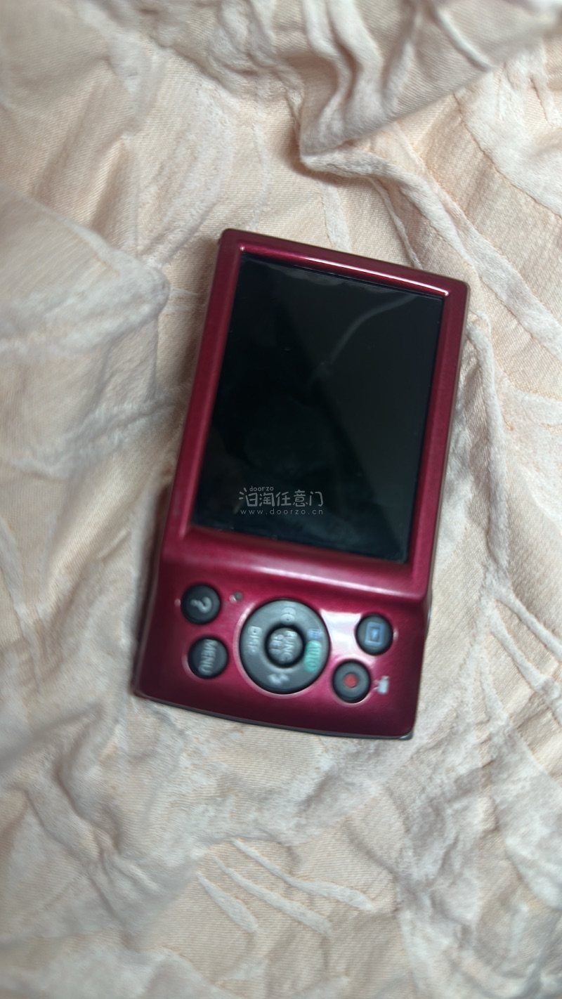 作为纠结好久的CCD爱好者，国内平台溢价高还怕踩坑，果断转战任意门，结果体验直接拉满！选的是心仪很久的Canon复古型号，商品页面实拍图超清晰，标注“操作已确认”，卖家好评率超高，完全不用担心里程问题。

下单后流程超丝滑，自动翻译功能对日语小白太友好，客服响应超快...