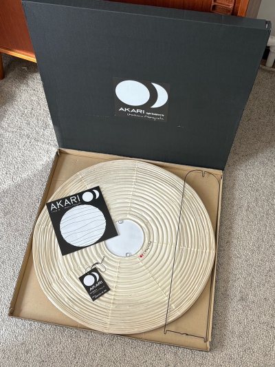 之前主要都淘一些中古玩具之类的 想入一只野口勇尝试搜了一下居然有卖家出诶！收到非常喜欢！唯一的遗憾是被shui了 真心希望以后都能走包税路线 哪怕运费稍微高点也省事