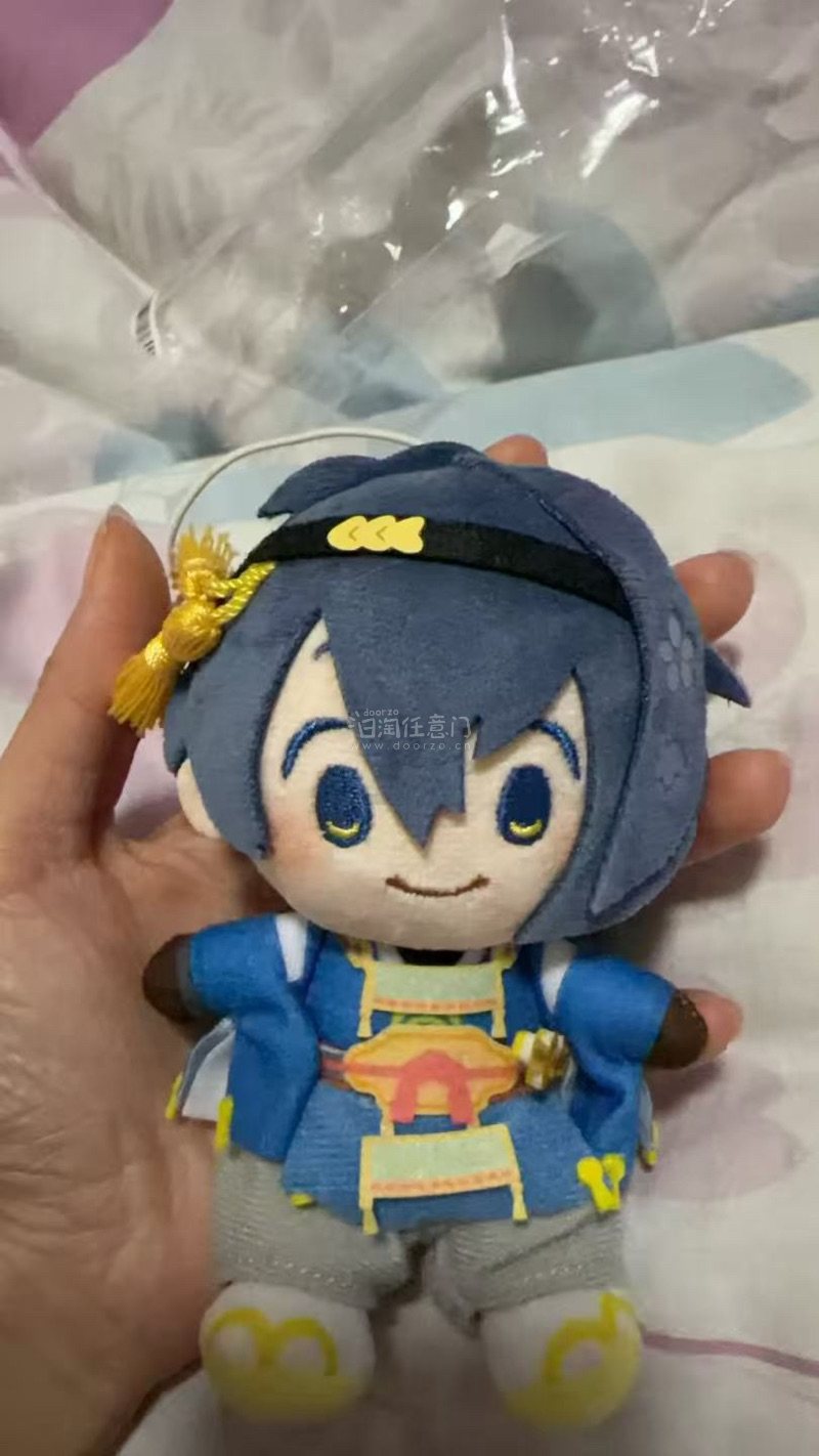 很好的体验，卖家是寄售的骏河屋，看不到实物图本以为脸会开盲盒，但意外的脸圆圆的。物流也很方便，用过别的代切软件但快递面单很麻烦，挖煤姬很方便直接就能寄