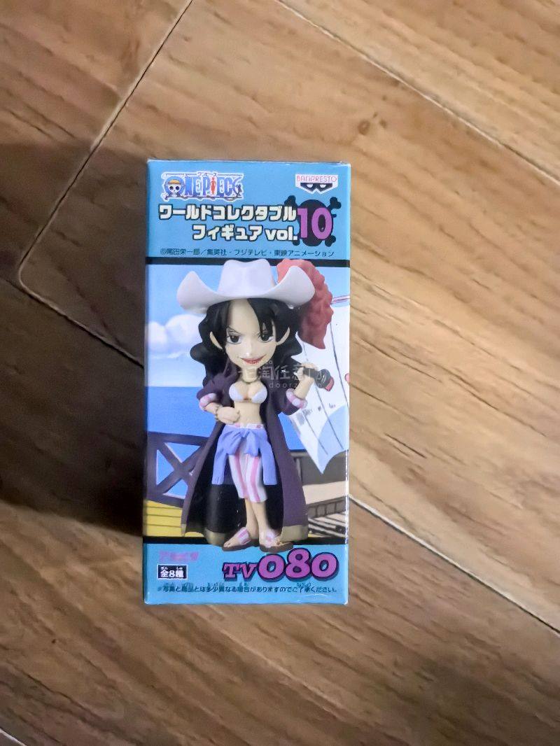 淘了一些老货wcf海贼王tv10的海上餐厅系列，里面的人物都是比较经典的，小山治非常的帅气，还有亚尔丽塔也很不错