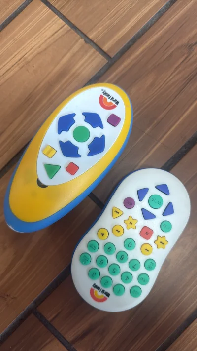 包装は非常に丁寧で、一切の傷もありません。外観も美しく、画像通りで、質感も良く、大満足です。配送も迅速で対応も良かったです。