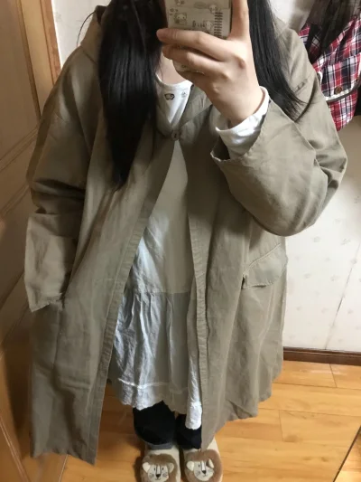 又买到美美的两件，小猪内搭和sm2外套，正好可以搭配成一套啦，在挖煤姬开了n次箱了，每一次都很顺利的到达啦。