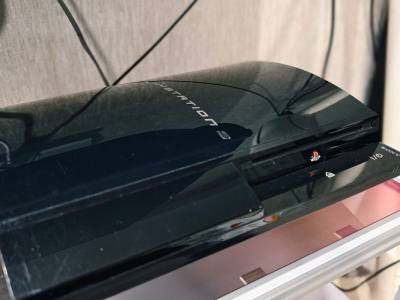 这应该算是第一次使用挖煤姬，总体来说还是非常满意的，app布局搜索都相当不错，本来看了预估运费比较便宜，但是审单后才告知二手游戏主机不能用特价的物流，最后花了大价格才运回大洋彼岸，希望下次可以改进下！