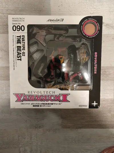 这款中古手办的性价比直接拉满！卖家描述的轻微涂装瑕疵完全可以忽略，远看根本看不出来。物流追踪全程清晰，到手开箱的瞬间，感觉等这么久都值了，必须给好评！