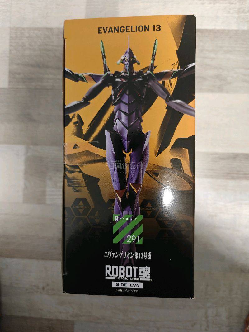 这款中古ROBOT魂手办超出预期！卖家描述的“轻微蹭漆”在可接受范围内，整体成色很新，关节松紧适中，把玩起来很舒服。物流信息更新及时，到手开箱毫无瑕疵，必须好评！