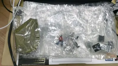 深夜在雅虎日拍以很好的价格入手了中古的奥特曼怪兽戏画，全新未拆封就好好收藏保存了，物流很快，打包很仔细，感谢挖煤姬的工作人员精心的服务！继续买！继续淘！