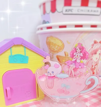 非常可爱的挂件，非常喜欢，光之美少女周边，光之美少女非常可爱的物品，钥匙扣挂件，粉粉的，花寺和佳，很快收到了，购物很愉快，非常好的物品