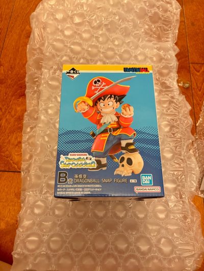 龙珠一番赏 载具系列第二弹

这套B赏是海盗服的小悟空 

真的很惊喜 非常可爱的造型

打包也很好 竹蜻蜓也很给力