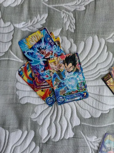 挖煤姬活动诚意满满，活动期间又买了大量卡片及卡册，下单迅速，合单效率，这次由于卡册外包装比较大，运费略高，整体算下来还是ems时效及运费最合算，继续支持挖煤姬！