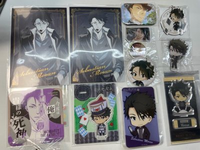 切了好多的角色set，小卡，还有骏子的一些上新旧谷，图鉴党又幸福了，依旧是令人安心的箱子和包装，泡泡纸不断加加加到厌倦，期待下一次的合箱回国！