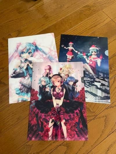 没有折角的完美运到家了，本来还担心会不会折起来，没想到挖煤姬直接发了一个大箱子过来，经过箱内加固后路上没有一点问题的到手啦，会推荐给经常吃谷的朋友的！