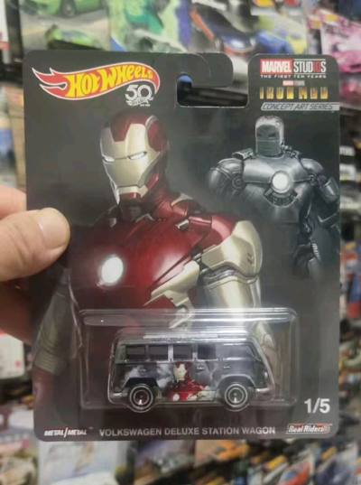 这款风火轮钢铁侠联名车模太赞了！漫威涂装还原度超高，大众车模细节精致，卡版完整无折痕，金属车身质感拉满，漫威粉和车模控必入的收藏款！