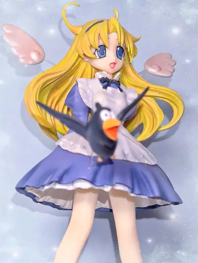 冷浇筑材质的小小一只，这次等待时间比较长，差不多一个月才到手，但是打包很给力，完美保护了本体的安全没有任何碎裂，太满意了！就算多等一段时间也值了！卖家降价的消息也很快提醒了，让人安心的挖煤姬～～