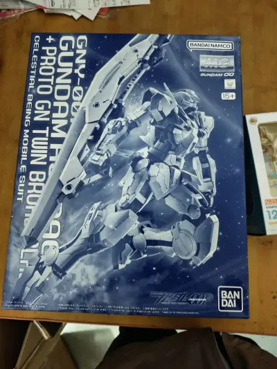 这次年底海淘，终于蹲到了万代mg的pb正义女神，这款在国内是网上限定版，要抢而且还贵，这次在日拍上意外的好价买到，算是给今年做了一个好的收官！这次运输还是选择了竹蜻蜓运输，合了一个舰c的粘土人一起运输，给箱子选择加固服务，包裹结实没有任何损坏，让人非常放心，日拍还是...