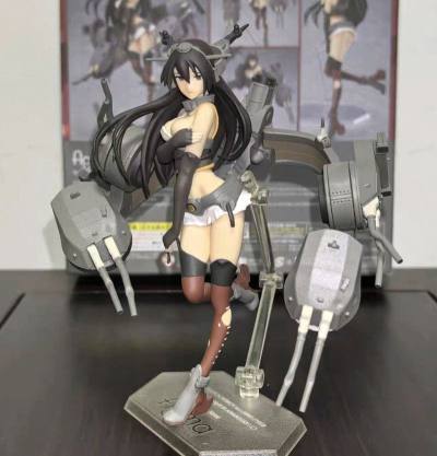 给我的柜子增加了一位新C位！这只手办的面相真的太爱了，非常还原。店家发货速度快，包装专业，到手八角尖尖，这种完美的体验谁不爱？