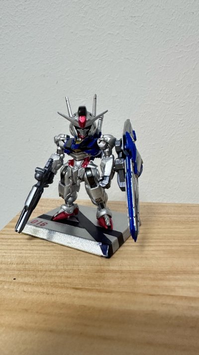 挖煤旅之食玩fw高达