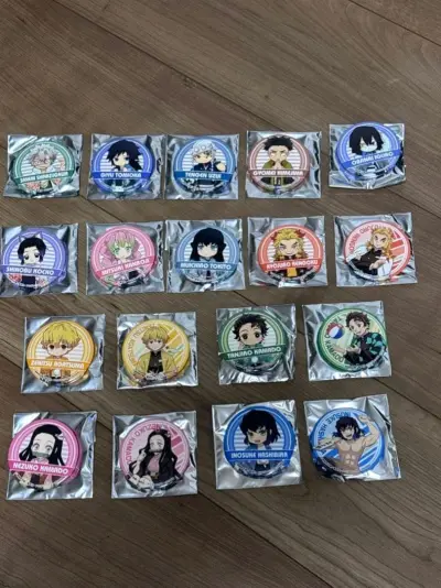 这次收到的货物很快而且都是完好无缺的商品，价格也十分优惠，种类也十分齐全，对比其他app购物要好的很多