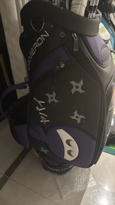 球包购买了，二次拍照也很完整展示。收到没有问题。物流业很快的。团队很专业，推荐大家可以试试。在平台购买基本不会有问题。  挺好