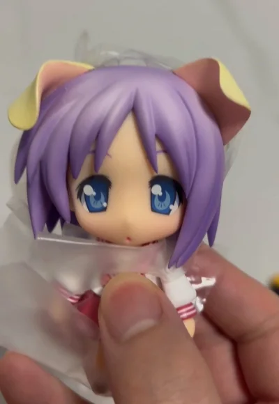 快递小哥不错，服务也很周到，产品真的很赞东西不错，还有优惠，可以放心省钱购买，不要犹豫了。挖煤姬蒸蒸日上！会继续使用