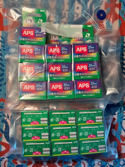 本月切煤成功落地
中途流程基本非常顺畅 从下单到拿到手大概花了三周左右 主要是国际快递和空运审核的时间有点慢