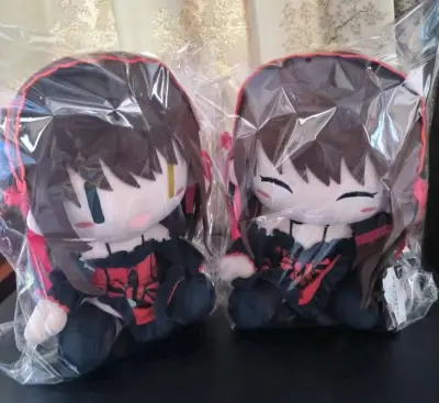 收到手后立马拍了图片，狂三玩偶娃娃公仔实物非常美丽，拍出来的图片很惊艳，很好出片，商品包装的也是非常的恰到好处，很舍得给泡沫纸打包非常很到位，多出点 太喜欢了，工艺很完美，很给力很到位！