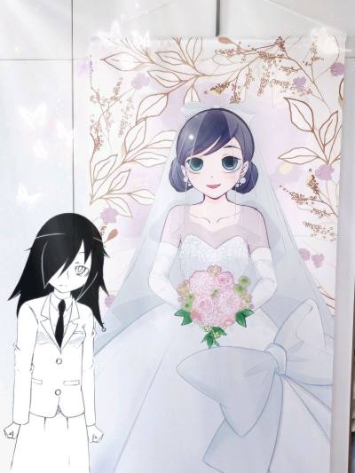 等身挂画和粘土人，吧唧