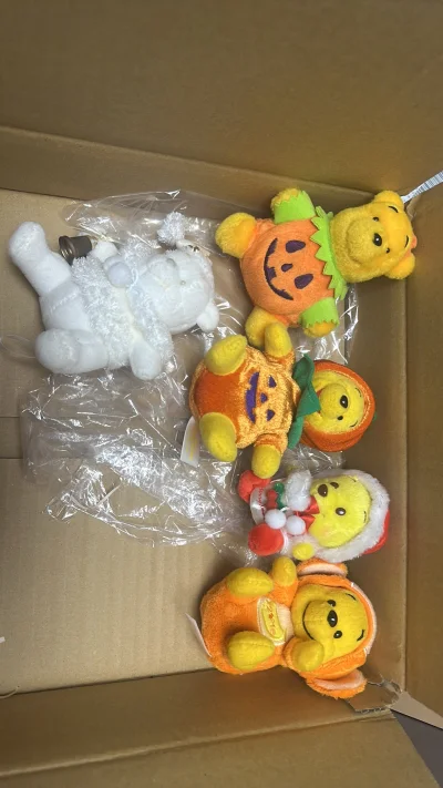 真的太可爱了！我找了国内很多地方都没找到这款玩偶！不懂得海淘从朋友那得知了挖煤姬这个方便好用的挖煤软件！买到了这几只心仪的玩偶！！超级开心！真的太美萌啦！！会一直使用这个app！噗噗圣诞氛围刚好适合圣诞节送给朋友！还有这个大肥雪莉玫的松松！太好看啦！