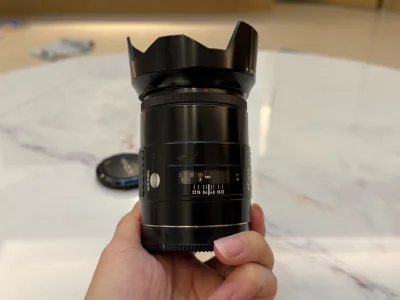美能达最知名的镜头了，买到性价比不错的，就是有一点儿旧，其他都很好，快递选的是竹蜻蜓，不快，但是很好，包装现在也不错