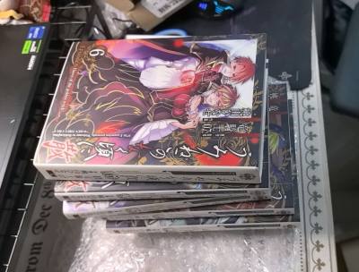 作为《海猫鸣泣之时》的死忠粉，EP6《黄金魔女的黎明》是我收藏解谜篇的关键一套，对比多家日淘平台后，最终选了挖煤姬从专业店铺卖家下单，标注“无明显划痕”，结果体验直接拉满，远超预期！
下单时按平台教程输日语原名精准搜货，付款后很快入库，合单时选了基础包装，想着店铺发...