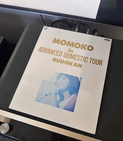 在挖煤姬第一次购物，淘到了很多平时少见的好物。商品种类数量丰富，平台也涵盖很多，价格都很合适，比之前买的便宜许多。购买这边直接支付就可以了，操作简单。国际物流按照流程指引操作很简单，几乎没费什么功夫。总之就是一次很轻松便捷的购买体验，购物感受很好。