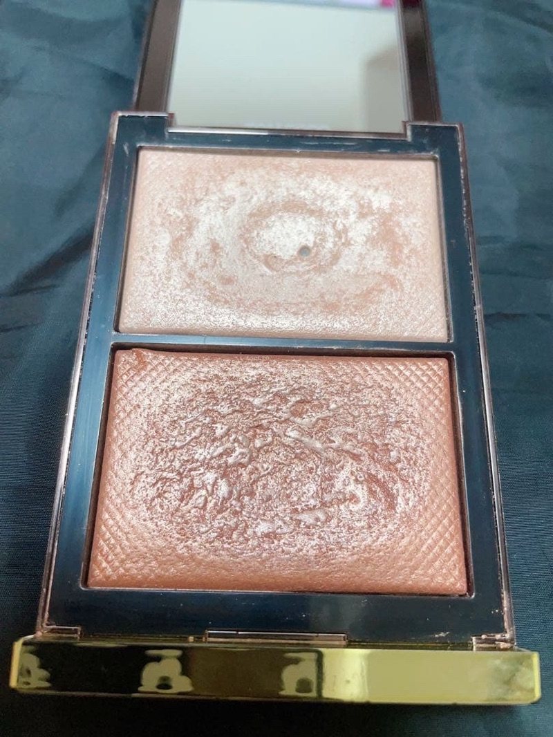 太好啦！这次挖煤姬的购物体验依然满分～ ? TF高光能买到和卖家展示一致且价格实惠的，真的是挖宝成功！✨
?TF高光
实物与卖家展示完全一致，色准无差，性价比超高！
?物流再给力
可追踪小航空件保持稳定速度，国际物流中算是“闪电级”了⚡️