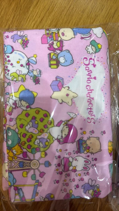 又一箱到货啦，看着这些小可爱们真的太开心啦，特别是开到了那么好看的布料真的太太享受了，希望可以买到更多好看布料