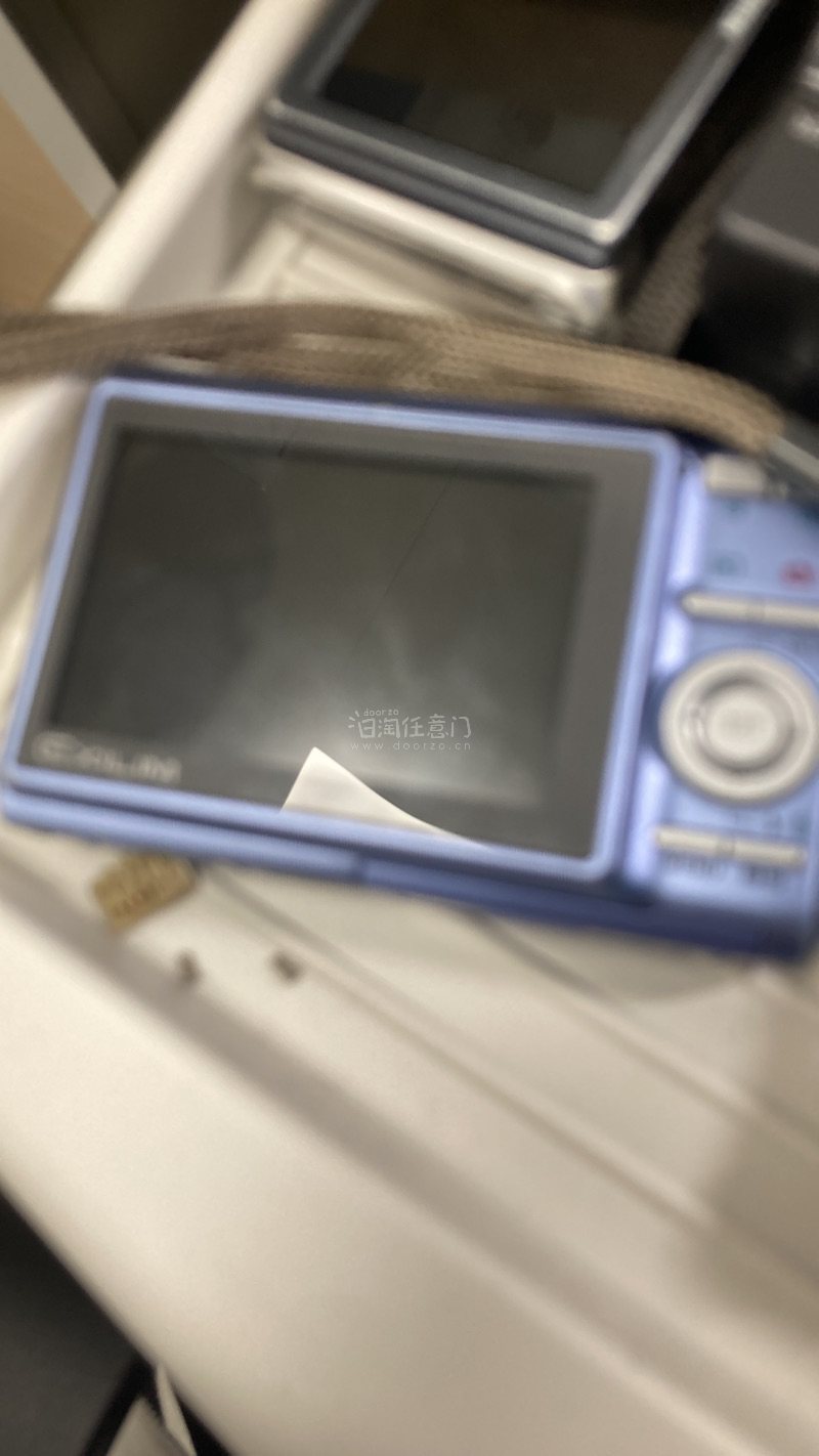 我的购物体验很不错我感觉ccd我感觉CCD都很好哦，而且他的功能都很流畅，橙色也都不错，然后用起来拍的照片也都漂亮，然后推荐大家买