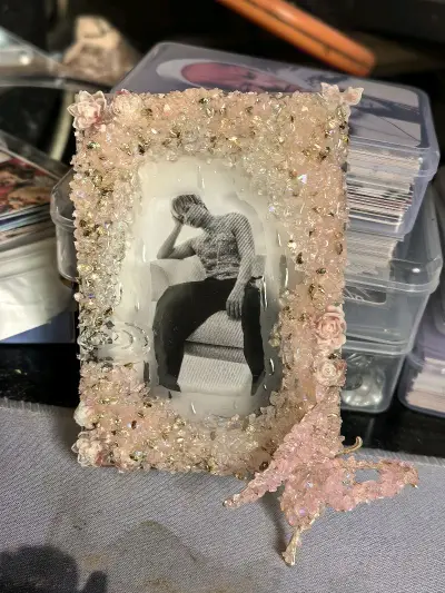 太阳见面会这张卡实在是太好看了，感谢卖家转让，平台发货很快，包装安全，大家多多使用挖煤姬这个平台吧❤️