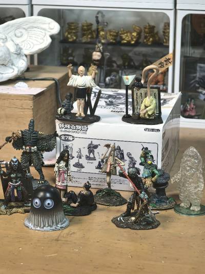 朋友介绍给我，第一次海淘中古老玩具，妖怪题材本就特别小众，收到多年前的老物品相非常好，满意，继续继续淘，哈哈哈