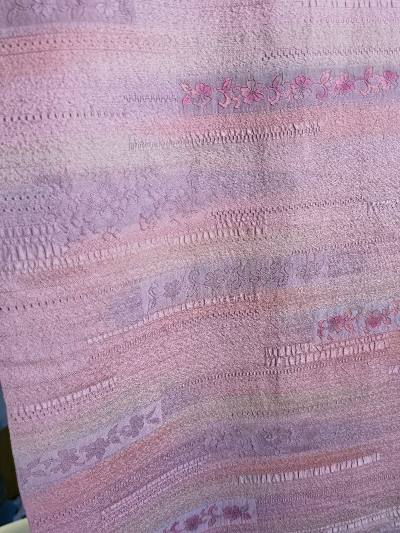 这次在挖煤姬买了很多件正绢和服，都是从雅虎日拍上拍卖的来的。这次走的是海运，差不多28天拿到手，速度还是很快，拿到手东西也很不错！