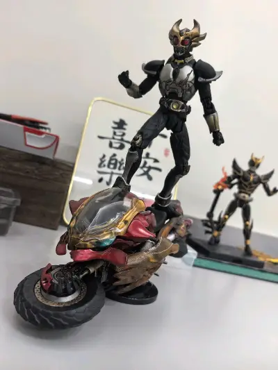 非常好的购物体验，以非常合适的价格买到了这款心心念念的老物，打包也是非常的完美。 成色非常的完美，非常好！