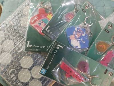 又是经久以来的一次畅快切煤！也是第一次完美的使用这上线近一年的“砍价”新功能，非常愉快且迅速的成功砍价下来并立刻下单拍入，用非常棒的价格买到了非常棒的宝贝！同时，这也是长久以来第一次被税，可好在流程十分顺利，客服十分负责，成功的了却了这一段小插曲，最后美美收获到手。...